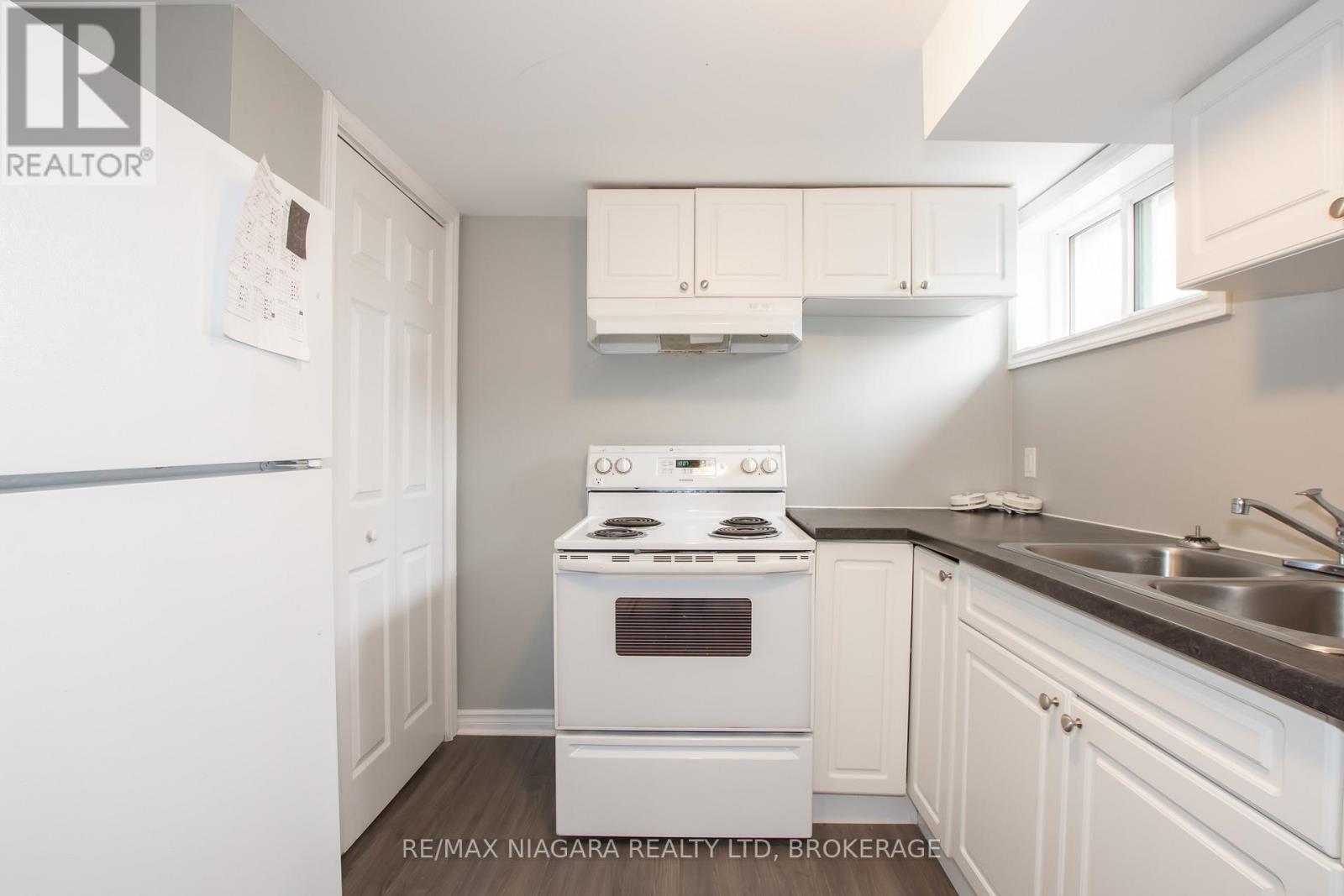 4 MANCHESTER AVENUE - 19