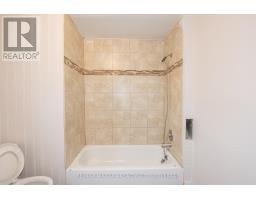 4 Manchester Avenue, St  Catharines, ON L2R1N8 Photo 6