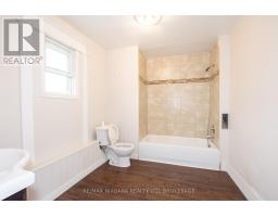 4 Manchester Avenue, St  Catharines, ON L2R1N8 Photo 7