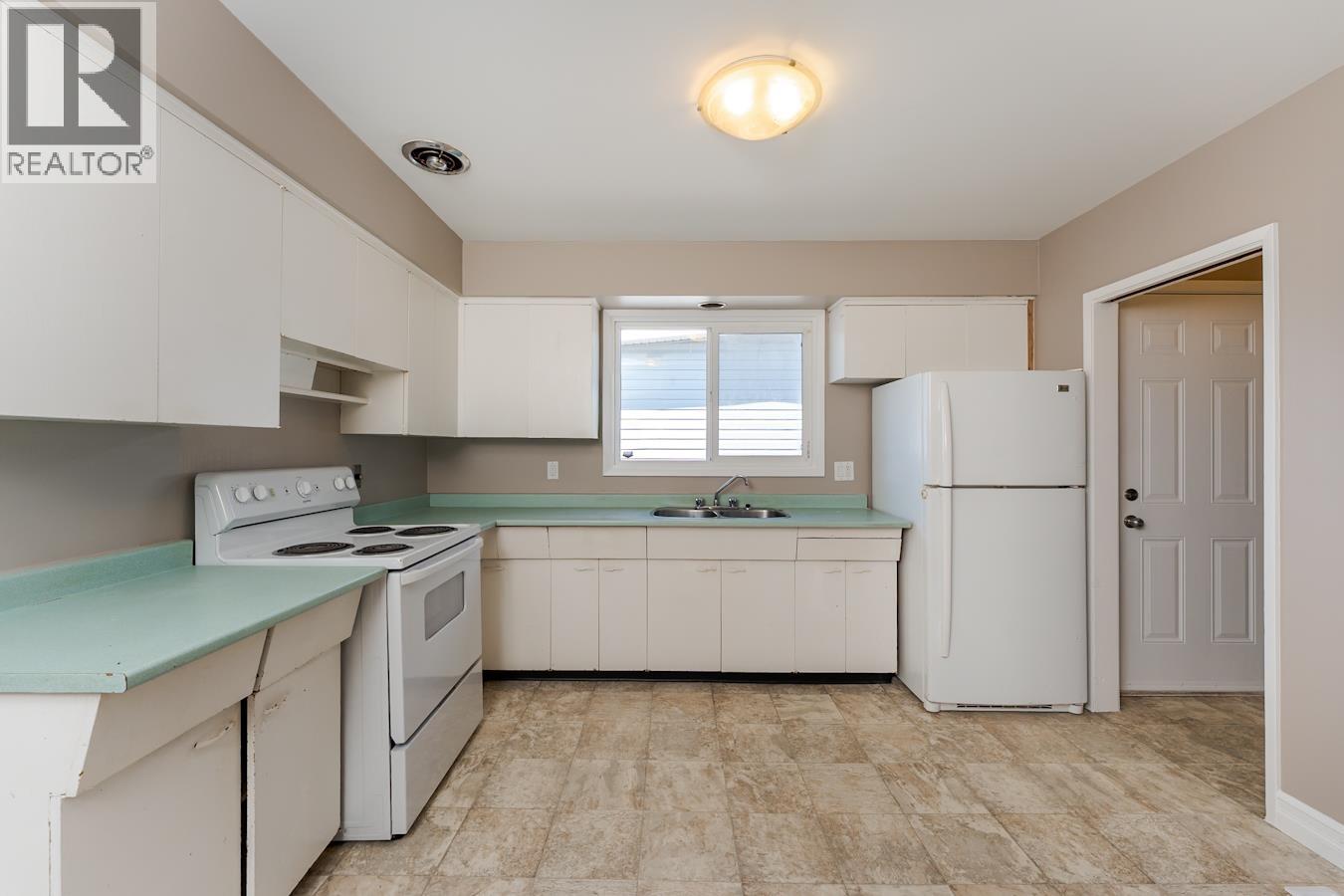288 S NICHOLSON STREET - 11