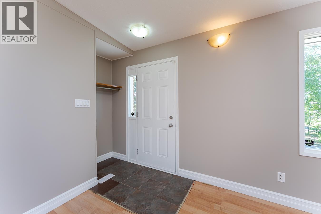 288 S NICHOLSON STREET - 12