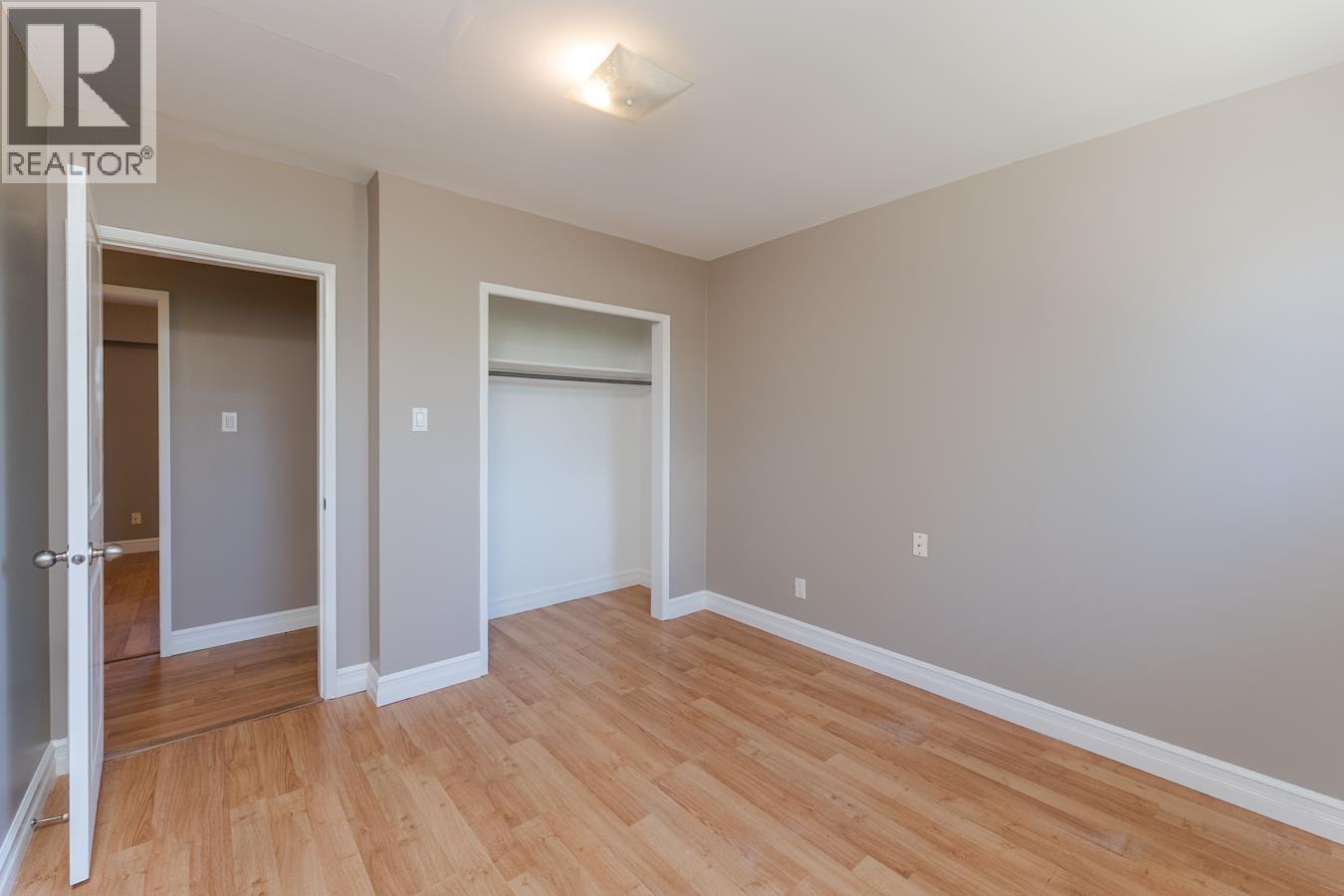 288 S NICHOLSON STREET - 21