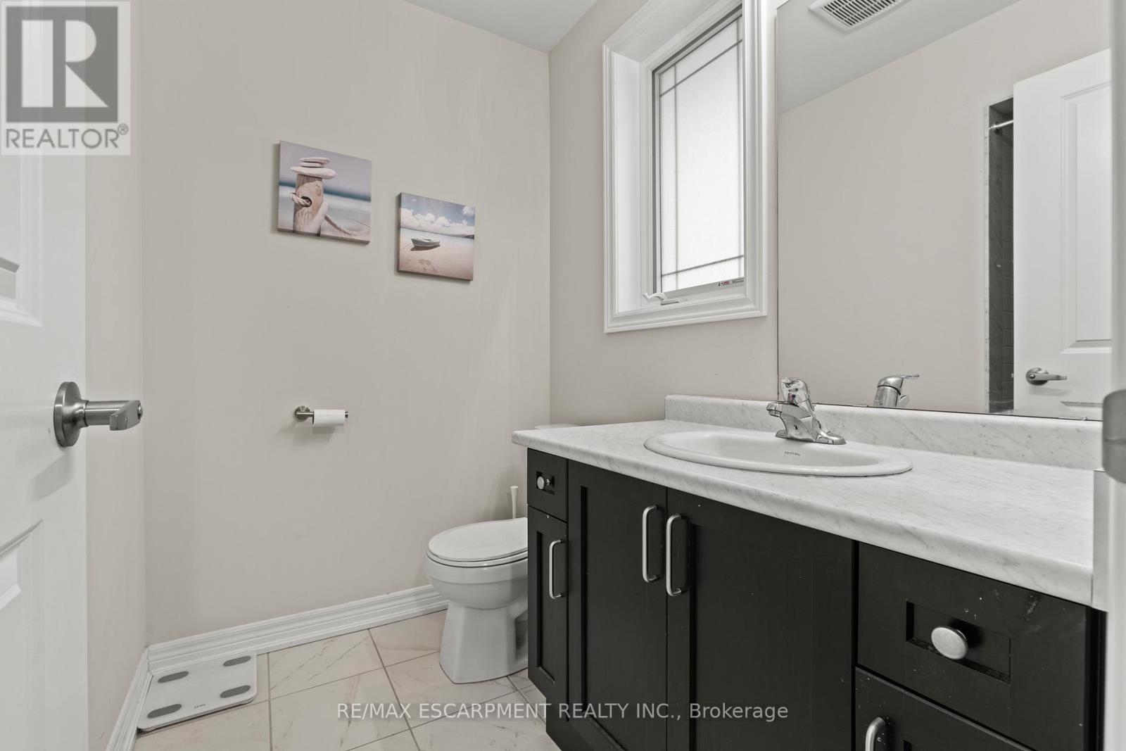 #4 19 PICARDY DRIVE - 21