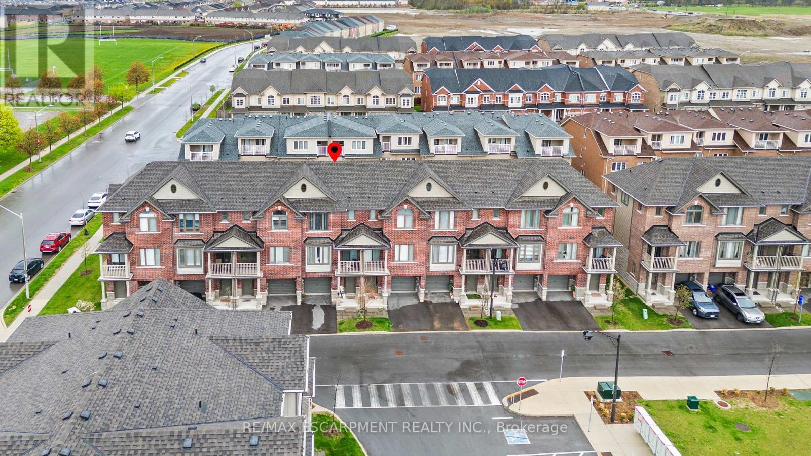 #4 19 PICARDY DRIVE - 31