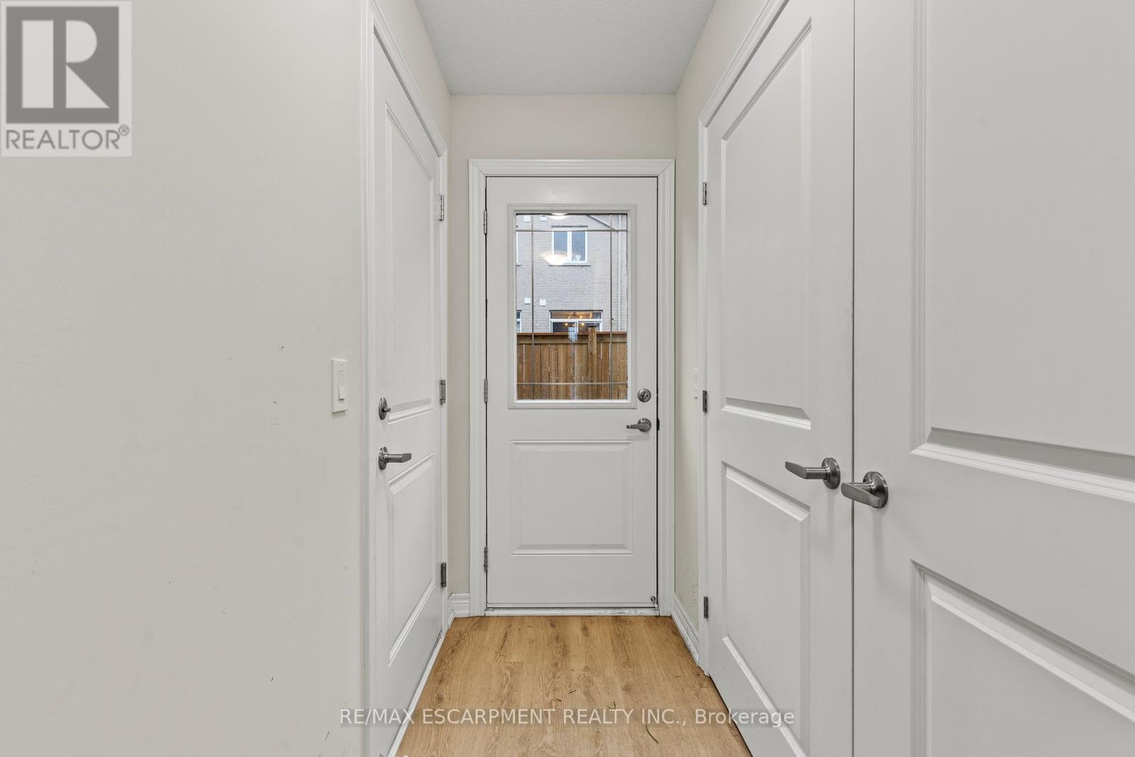 #4 19 PICARDY DRIVE - 7