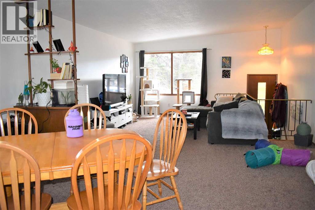 7528 and 7526 35 Avenue NW - photo 5