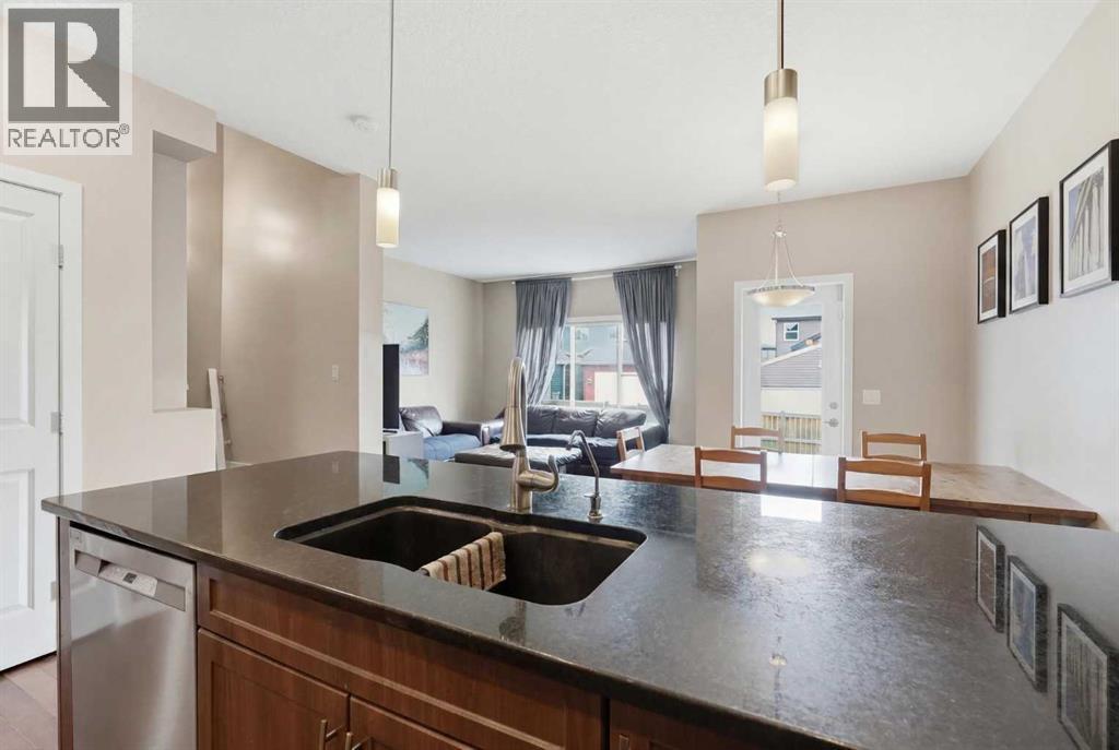 58 Evansridge Crescent NW — photo 9
