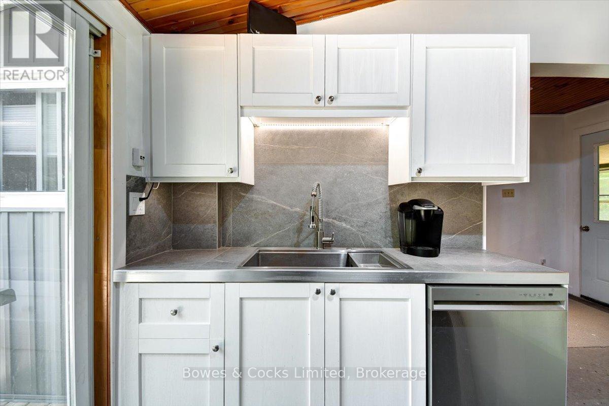 10 BIRCH TERRACE - 16