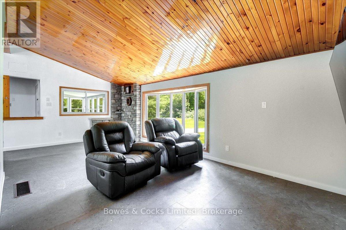 10 BIRCH TERRACE - 22