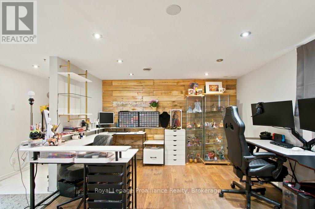 255 WEST STREET - 17