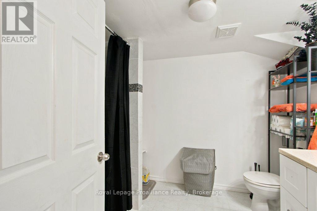 255 WEST STREET - 24