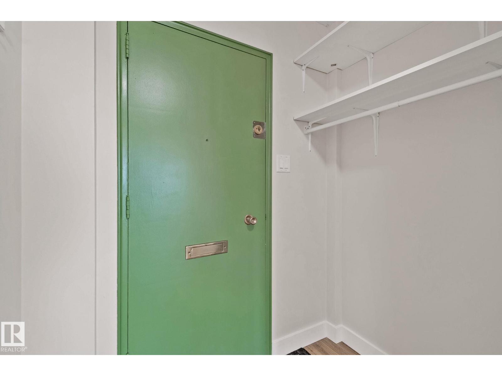 #705 9940 112 ST NW - photo 5