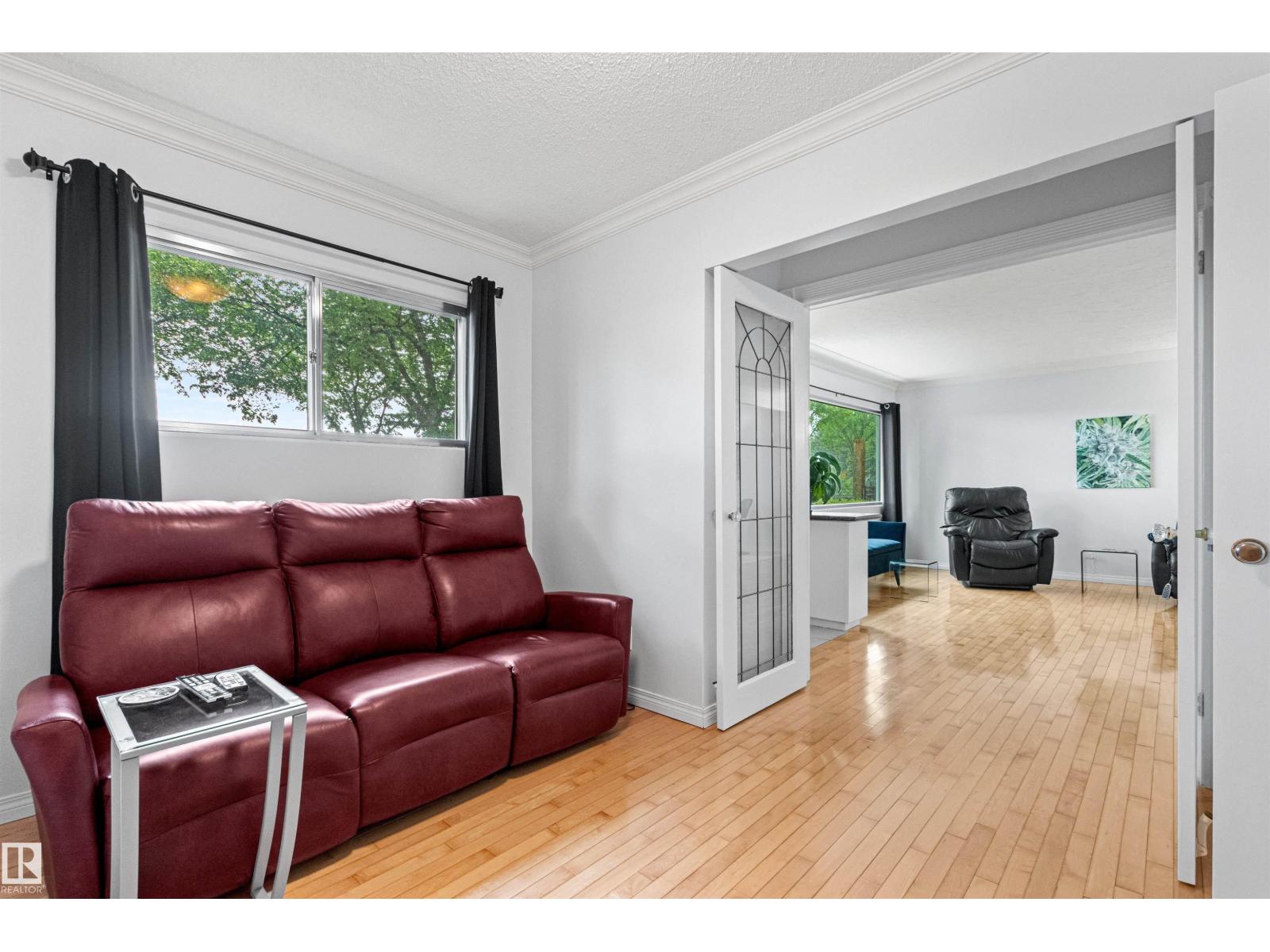 8707 69 AV NW — photo 18