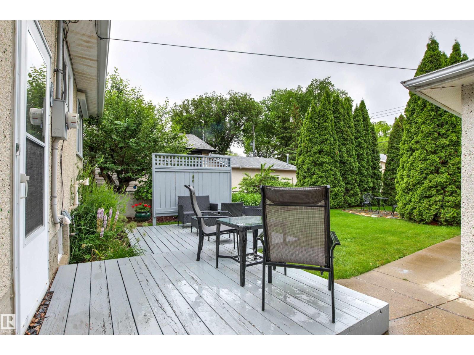 8707 69 AV NW — photo 55