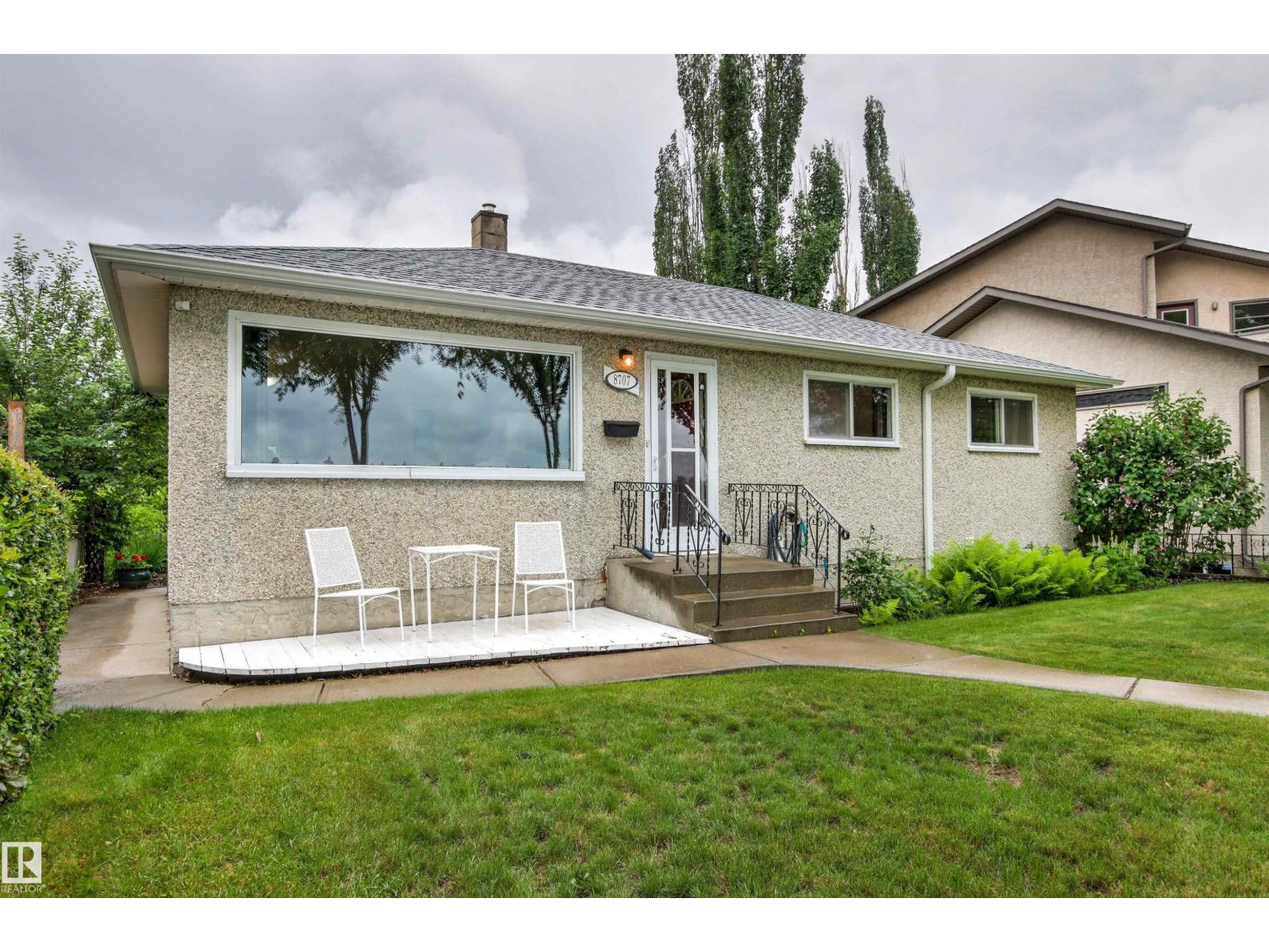 8707 69 AV NW — photo 6