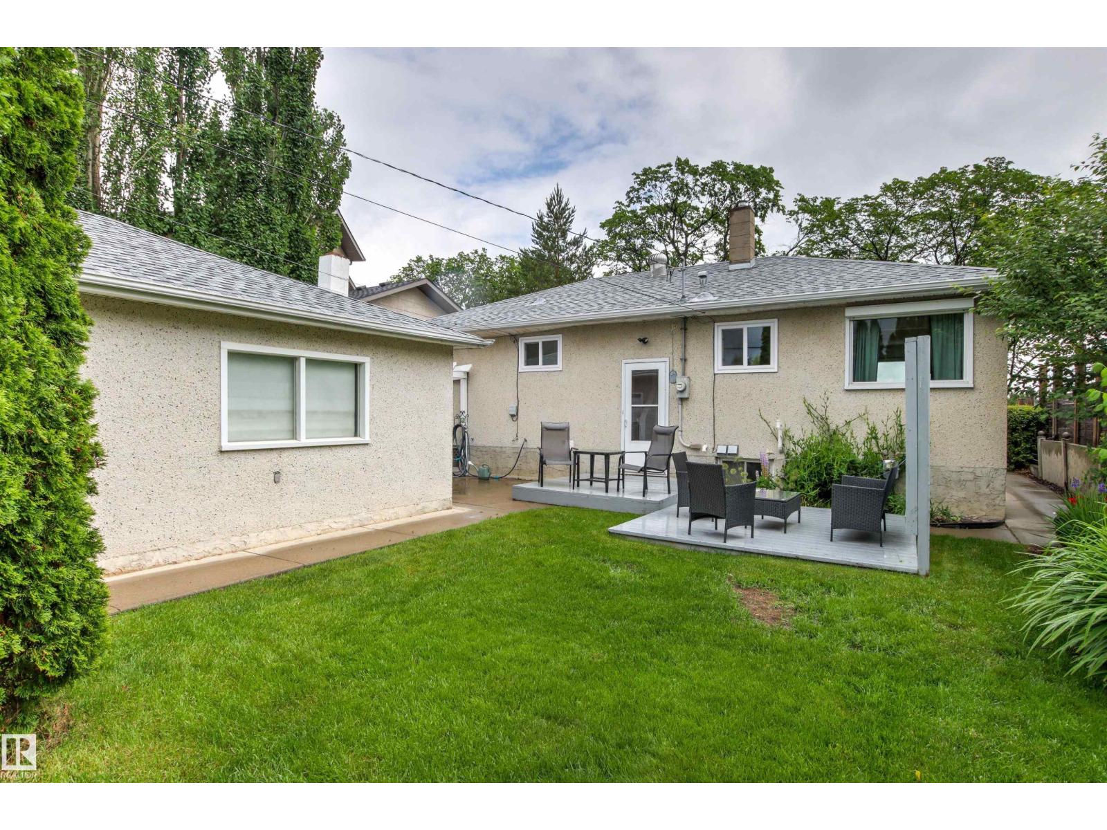 8707 69 AV NW — photo 63
