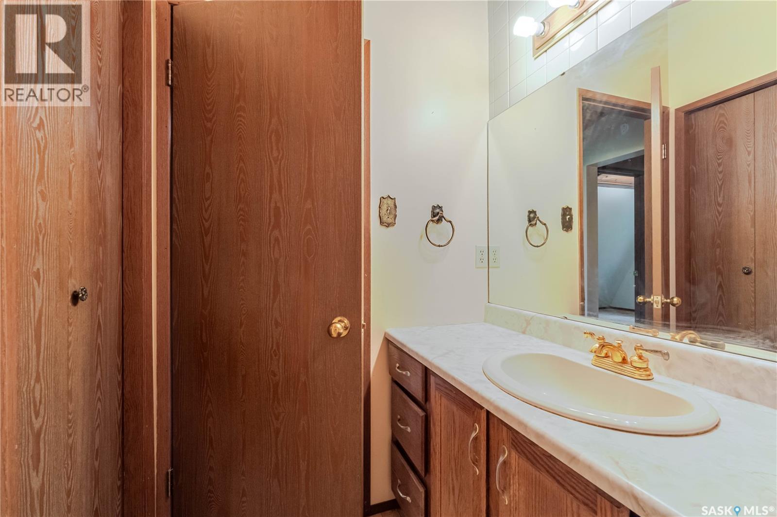 930 Tatanka DRIVE — photo 37