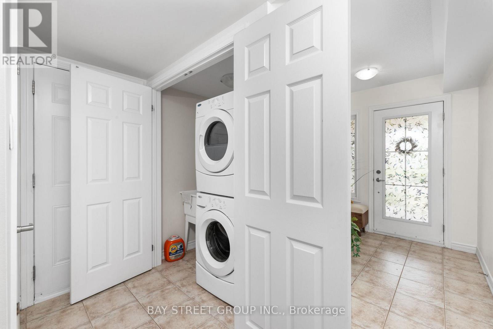 2564 GRAND OAK TRAIL - 34