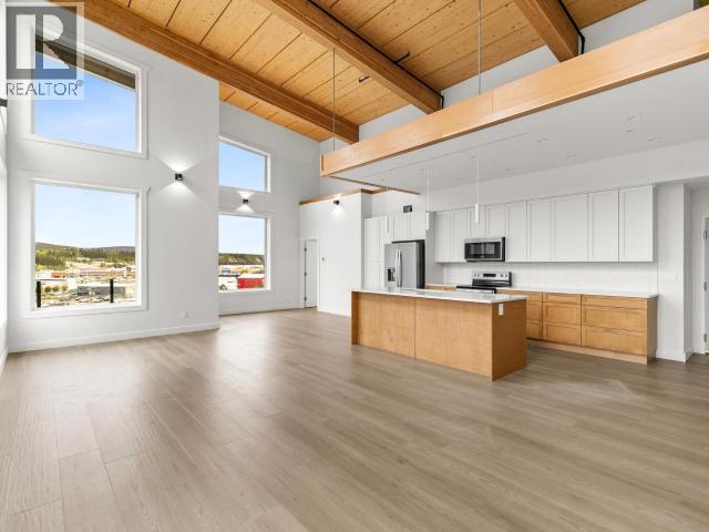 605-2240 2ND AVENUE - 2
