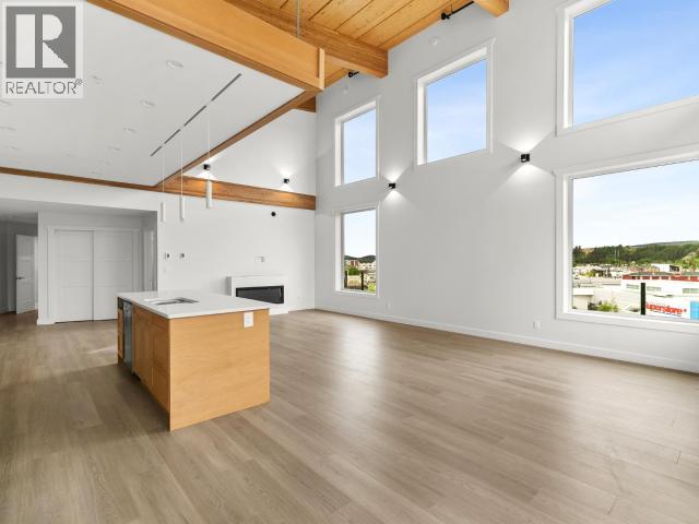 605-2240 2ND AVENUE - Image 3