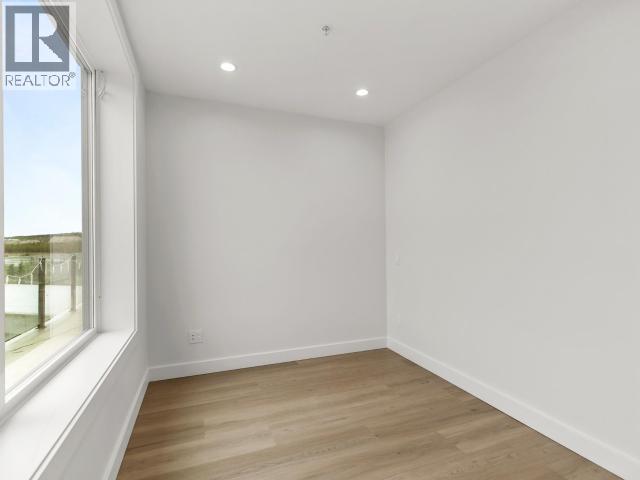 605-2240 2ND AVENUE - 14