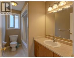 212 Sleaford Street, Waterloo, ON N2J4Z8 Photo 25