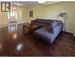 Family room - 212 Sleaford Street, Waterloo, ON N2J4Z8 Photo 6