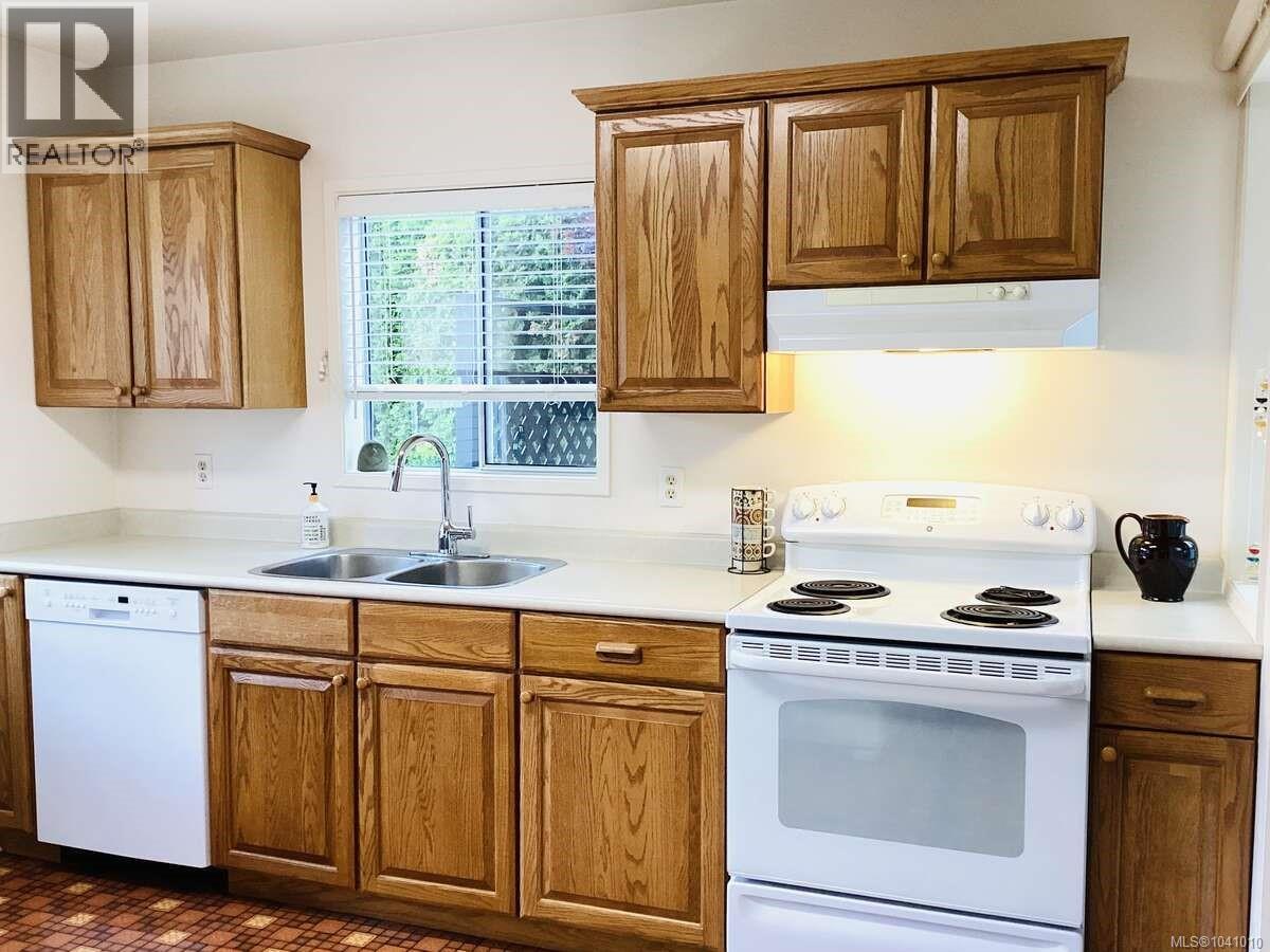 1 Sylvan Cres - 14