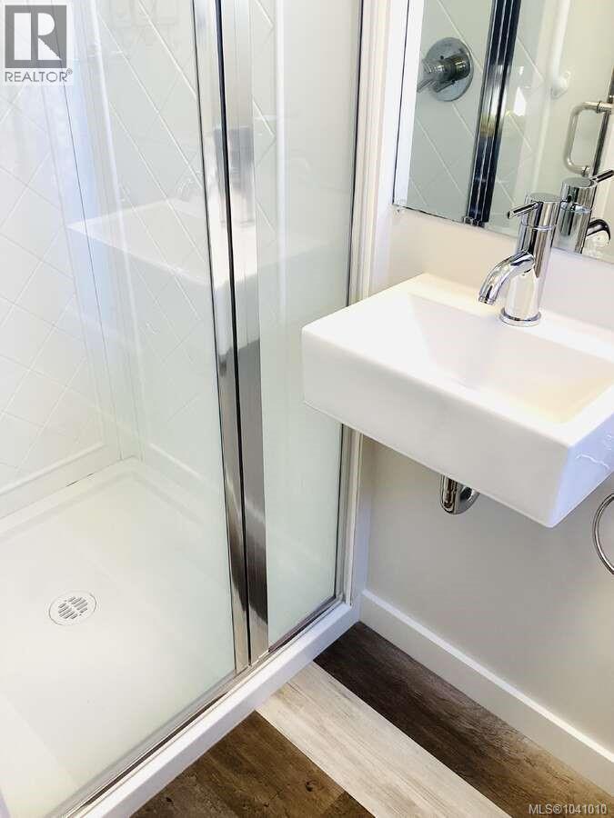 1 Sylvan Cres - 19