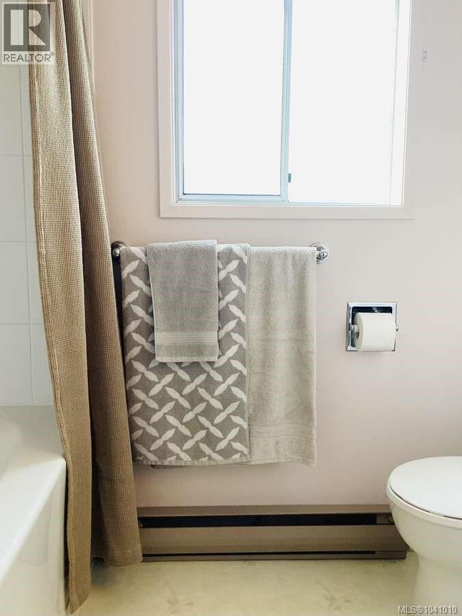 1 Sylvan Cres - 24
