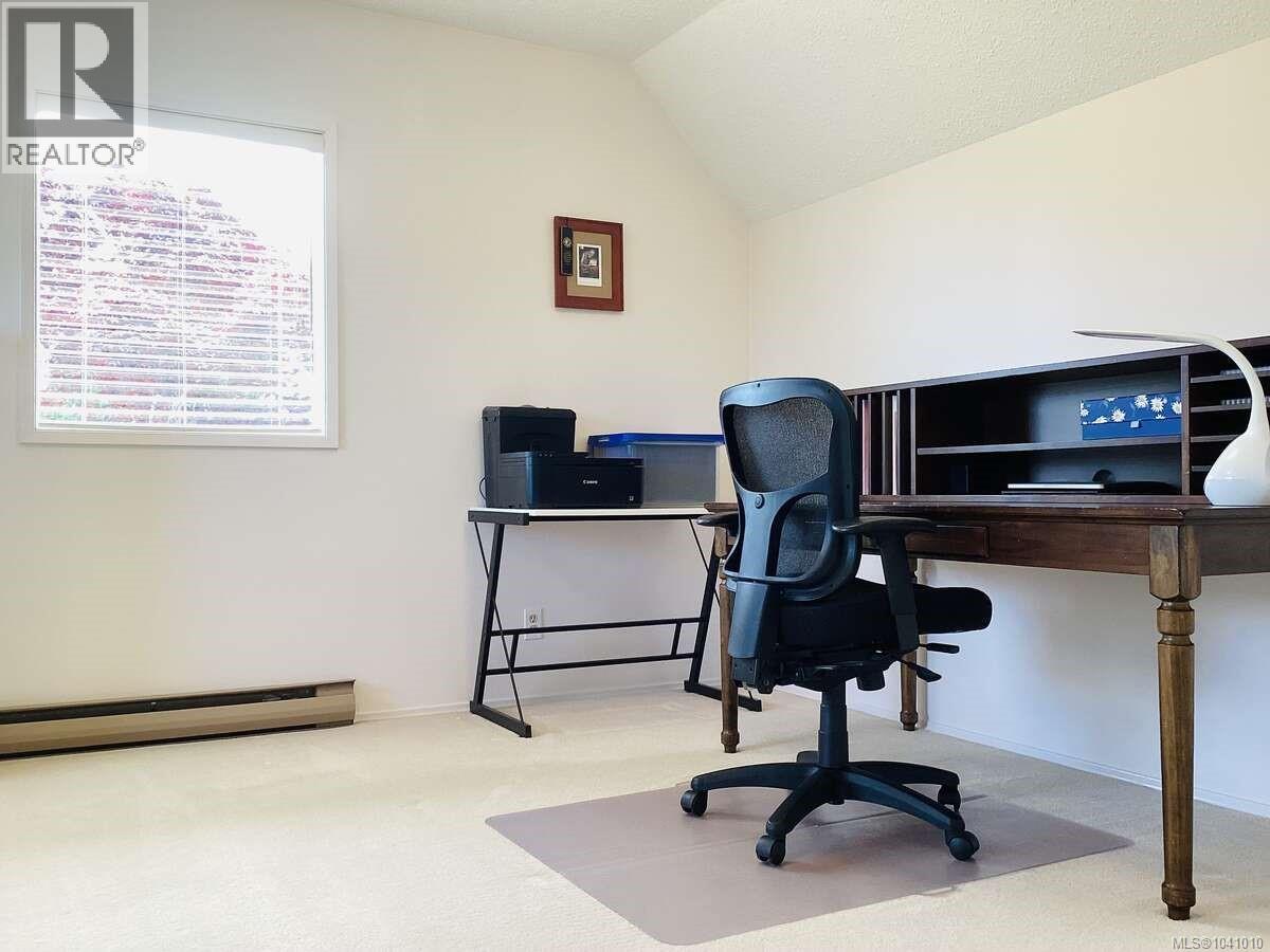 1 Sylvan Cres - 26