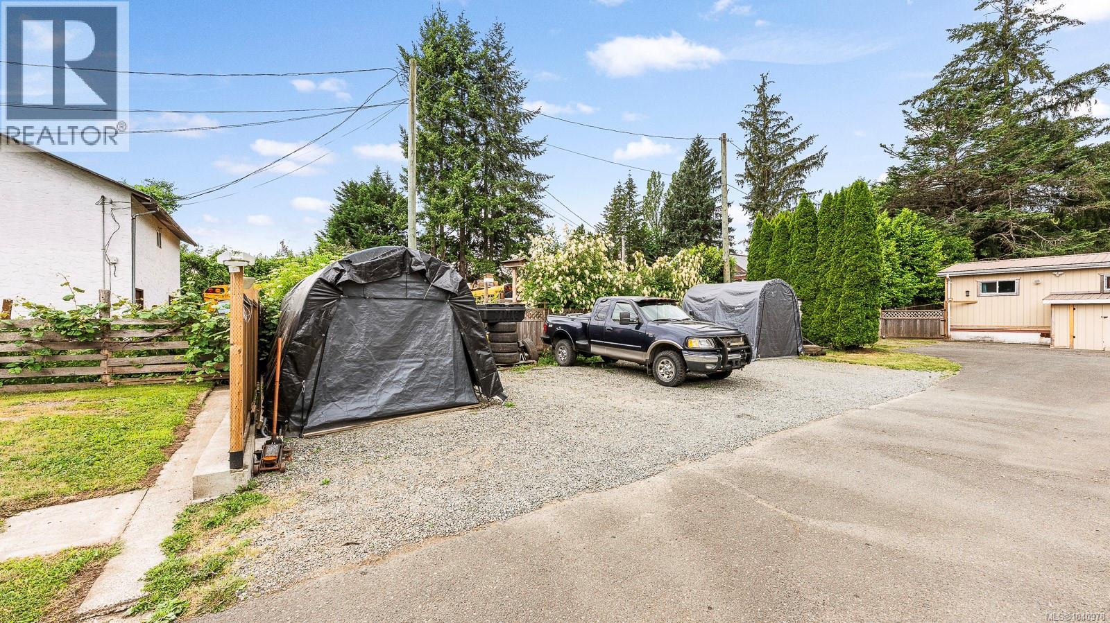 4931 Island Hwy N, Courtenay