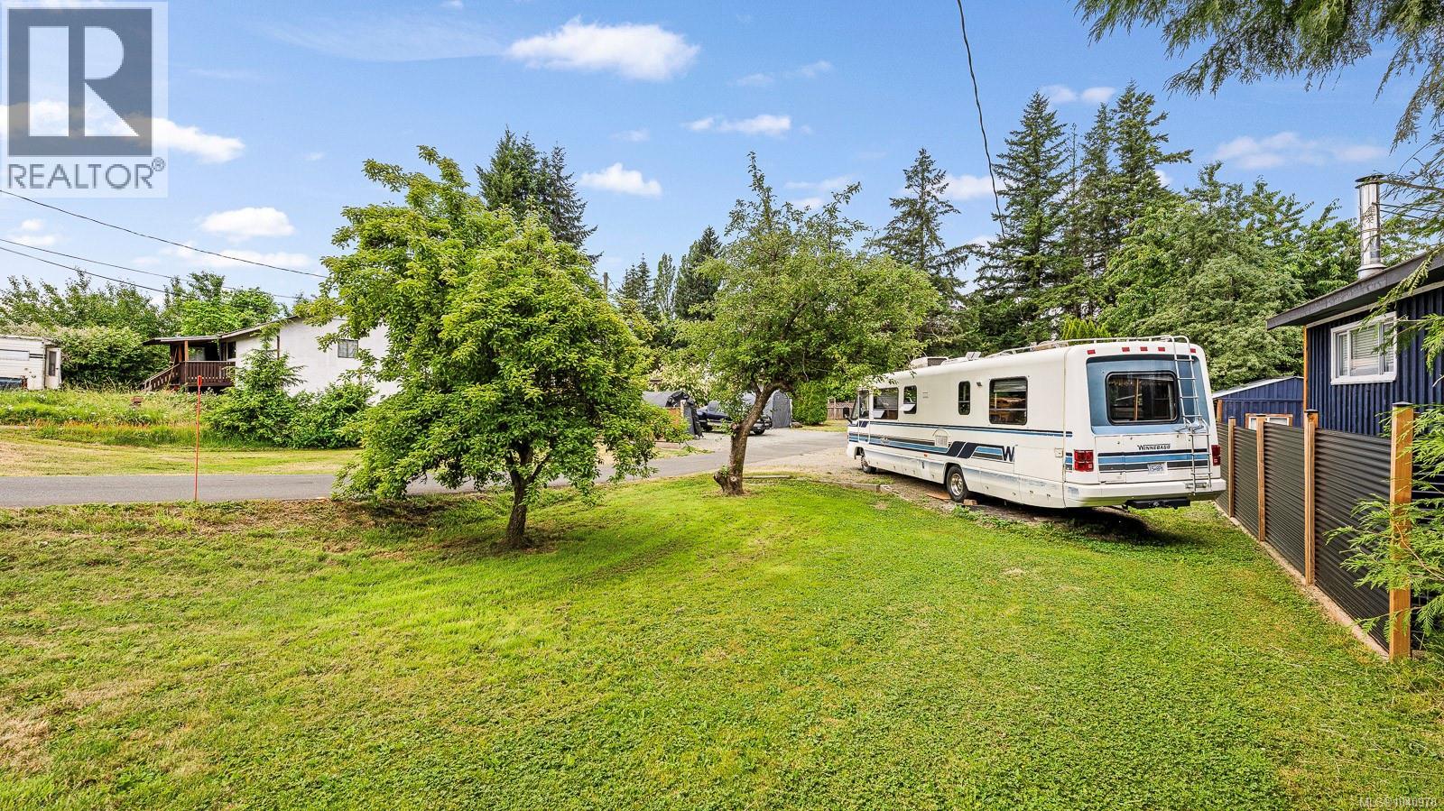 4931 Island Hwy N, Courtenay