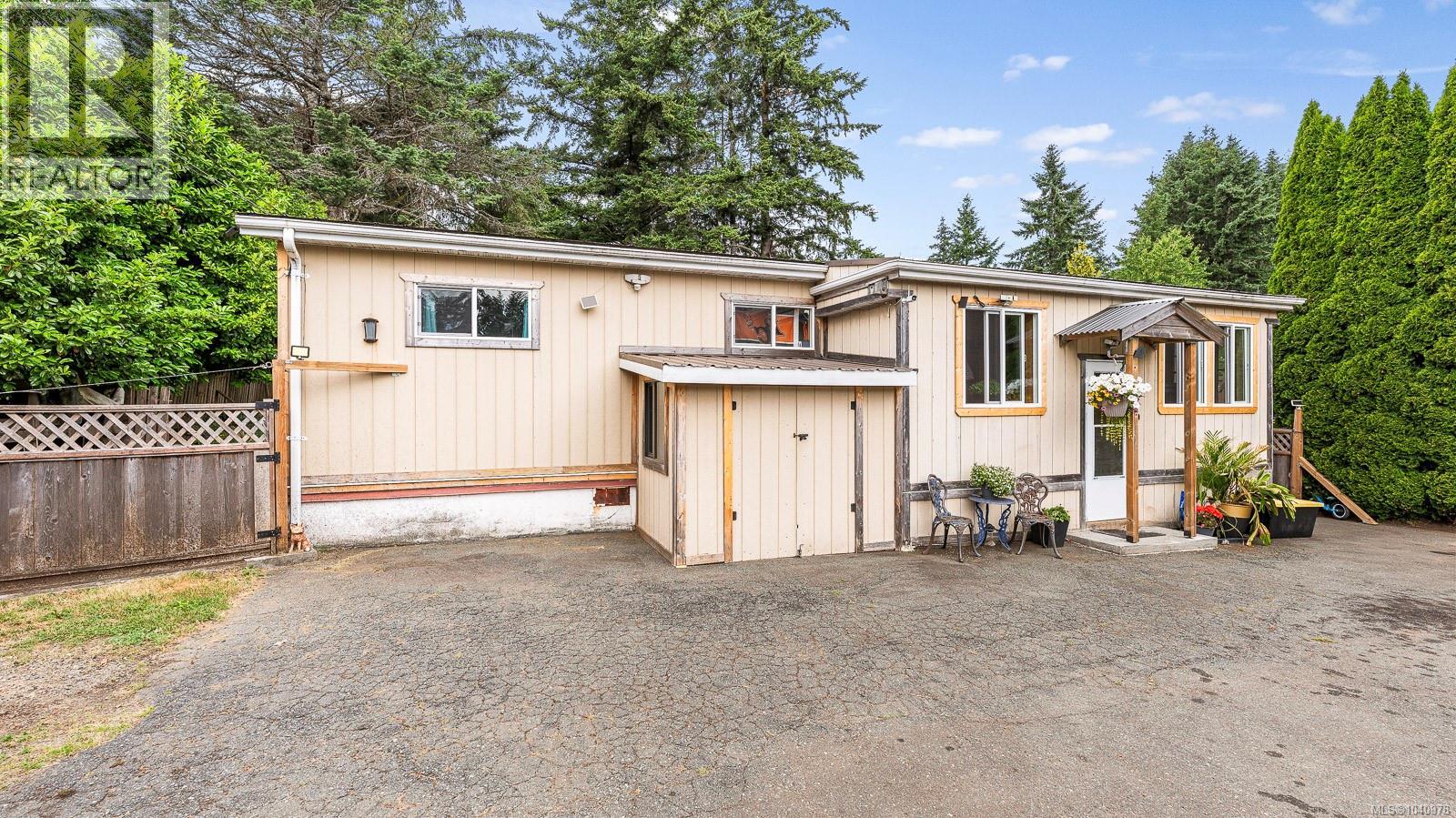 4931 Island Hwy N, Courtenay