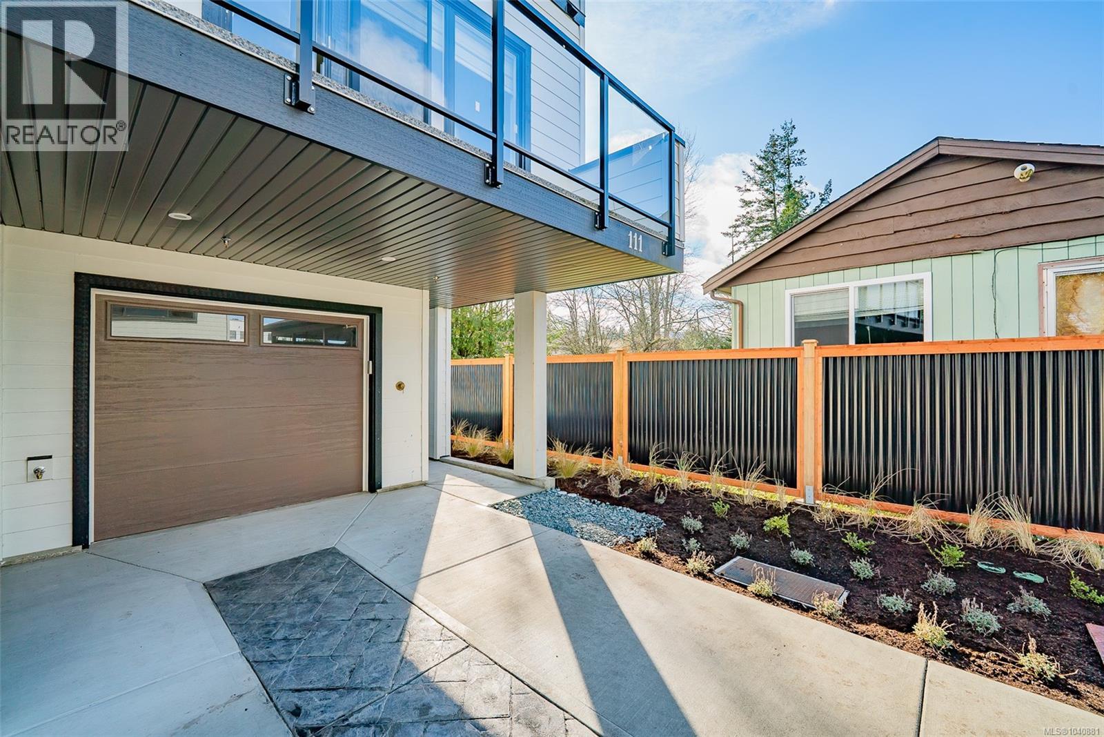 #111 1615 Northfield Rd - 4
