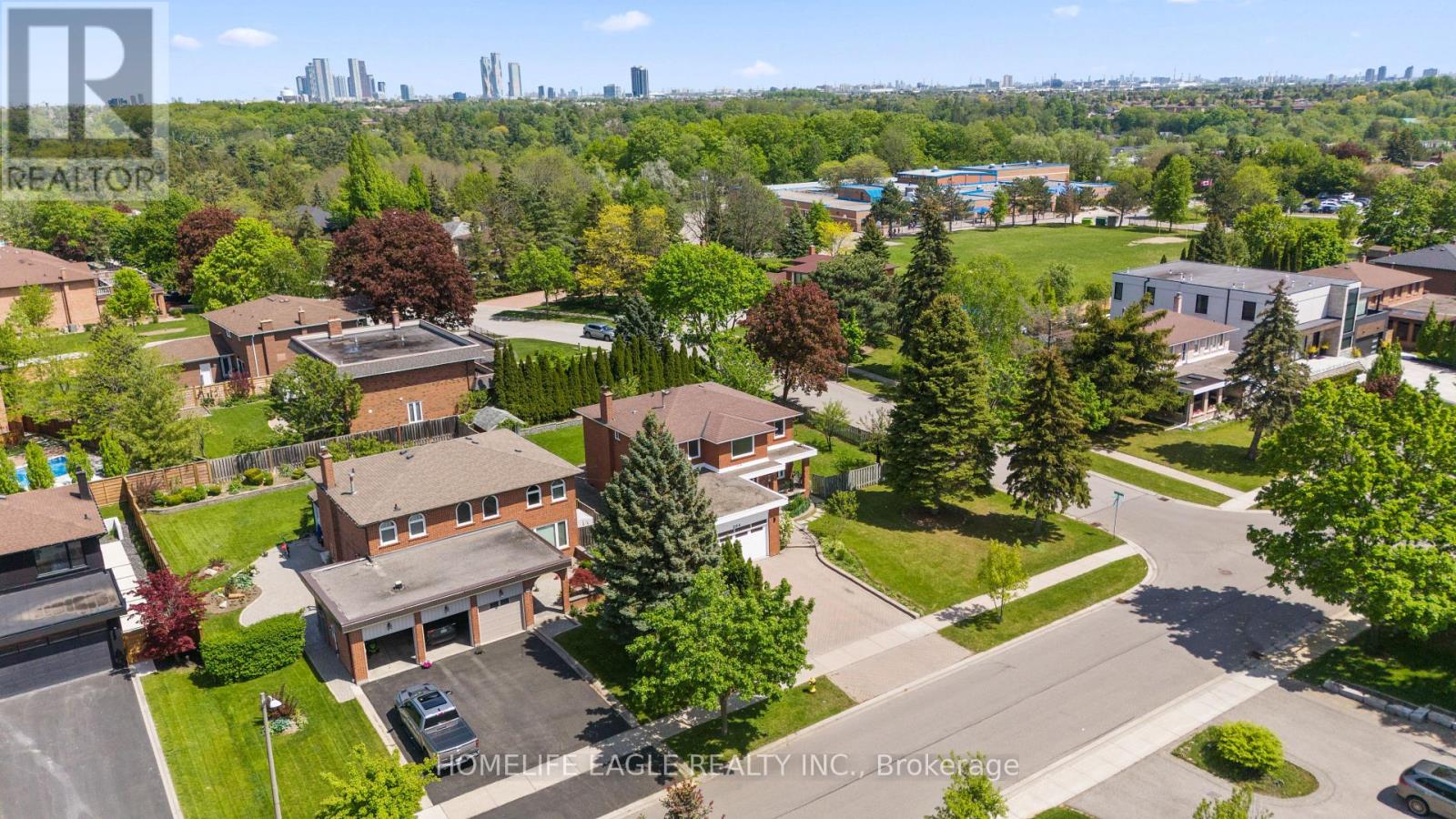 304 FIRGLEN RIDGE - 30