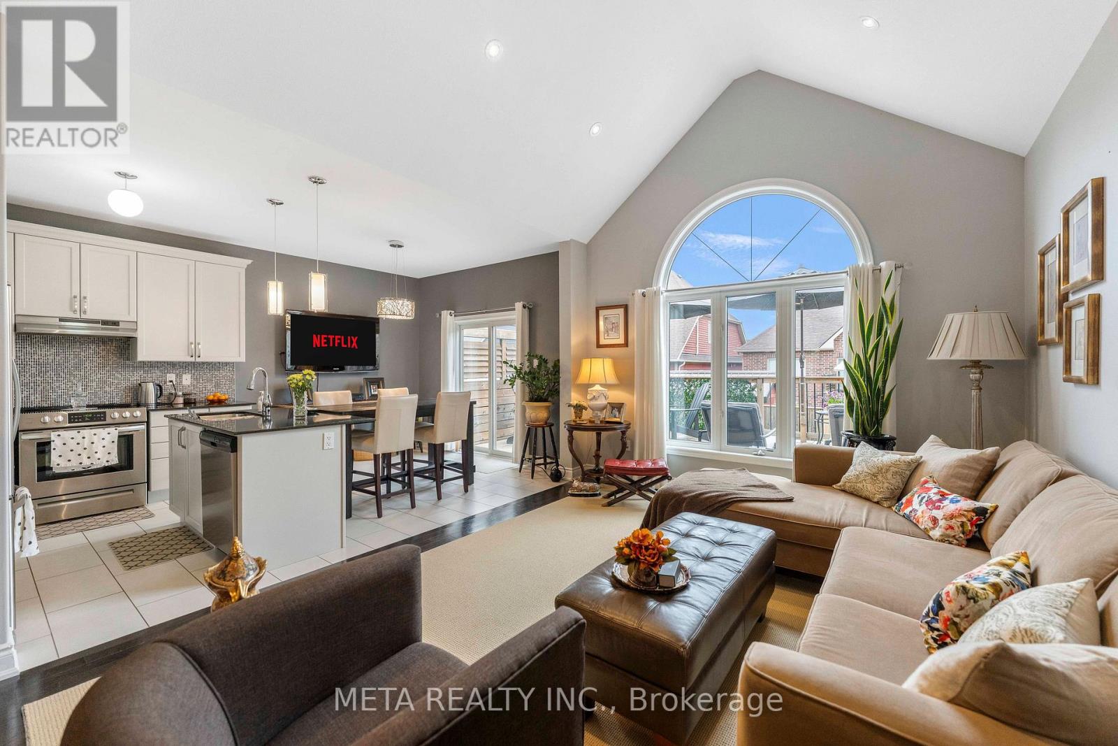 18 HUGHES STREET - 20