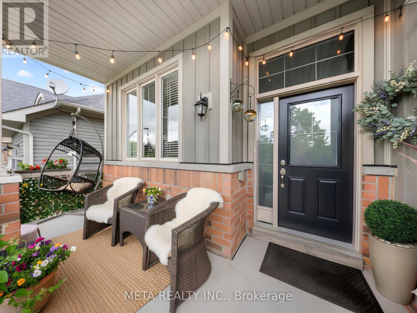 18 HUGHES STREET - 3