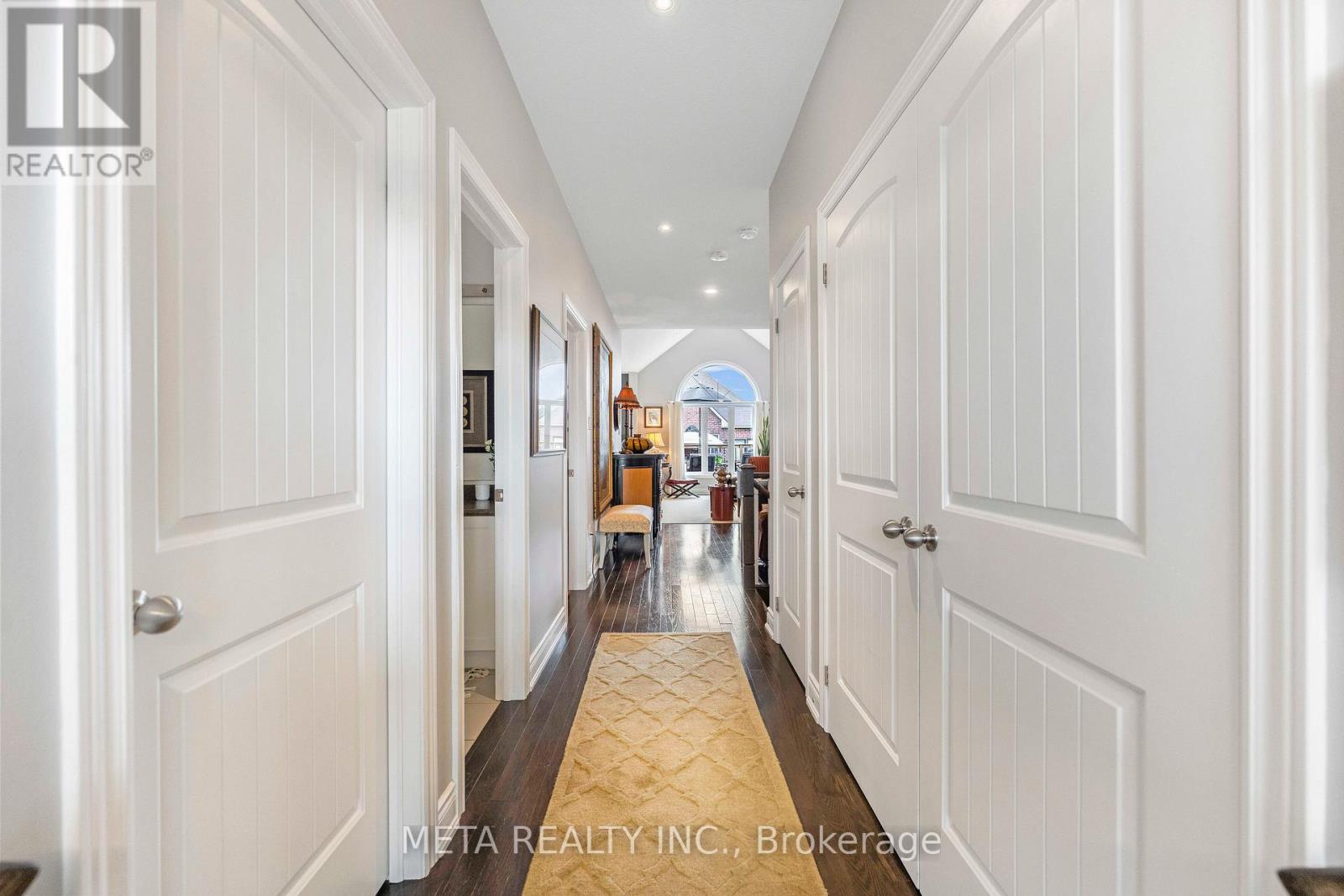 18 HUGHES STREET - 5