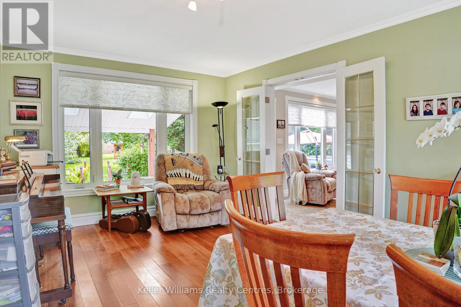 880 16TH STREET W - 19
