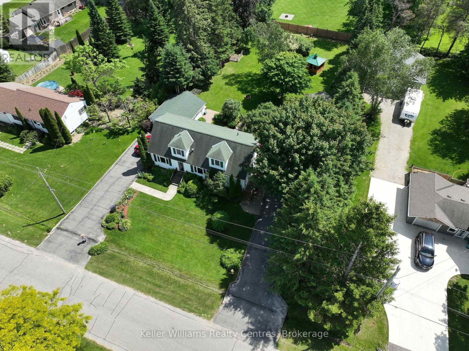 880 16TH STREET W - 49