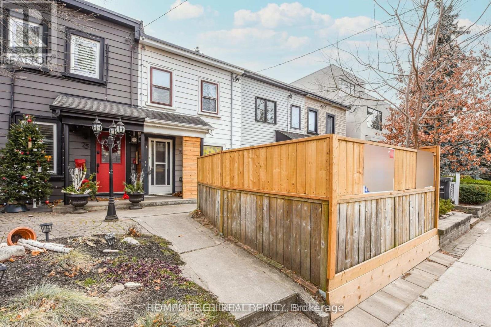 23 MYRTLE AVENUE - 17