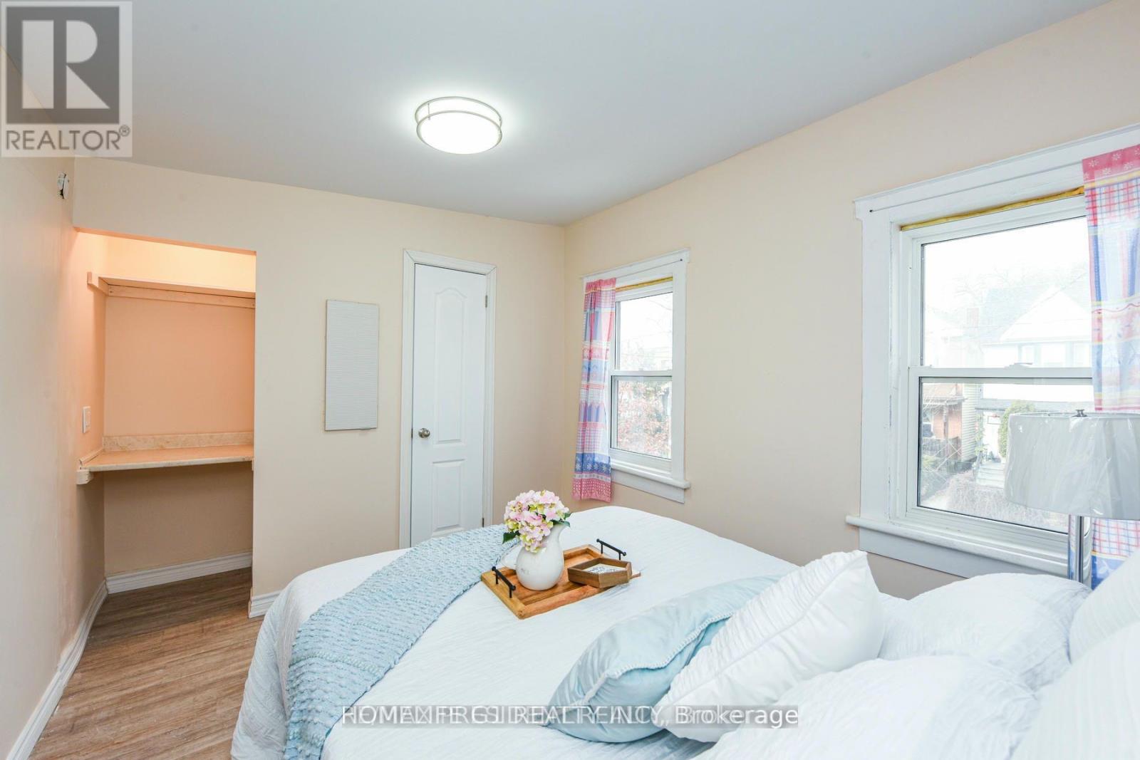 23 MYRTLE AVENUE - 29