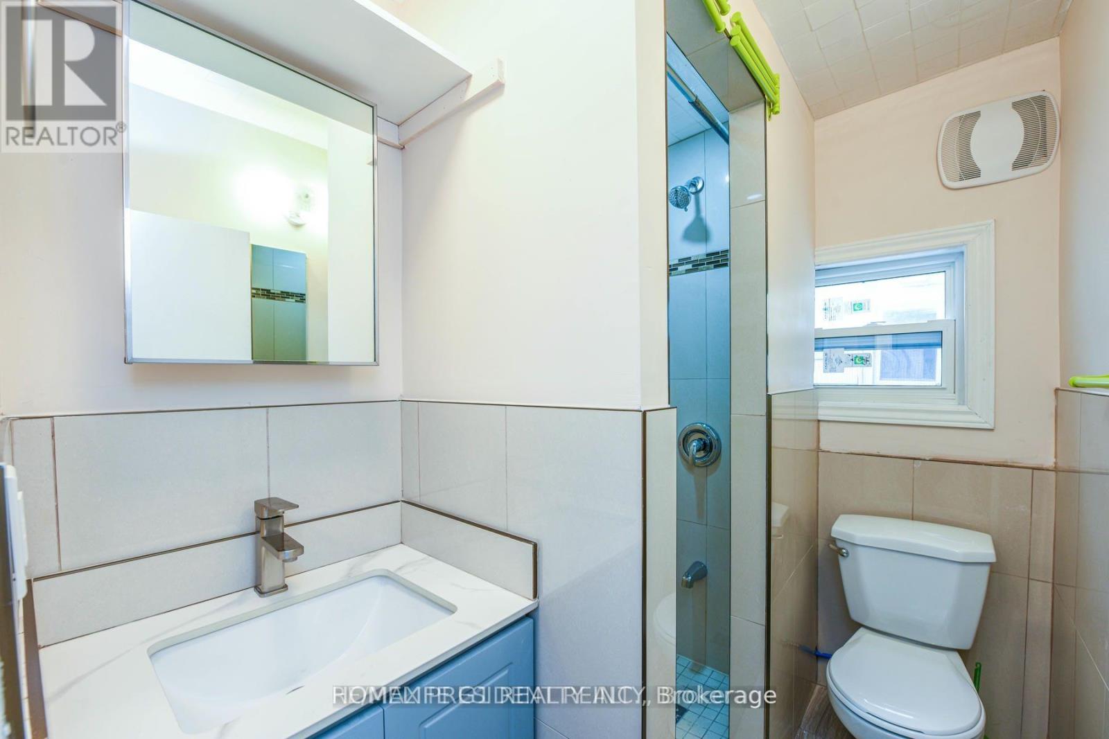 23 MYRTLE AVENUE - 38