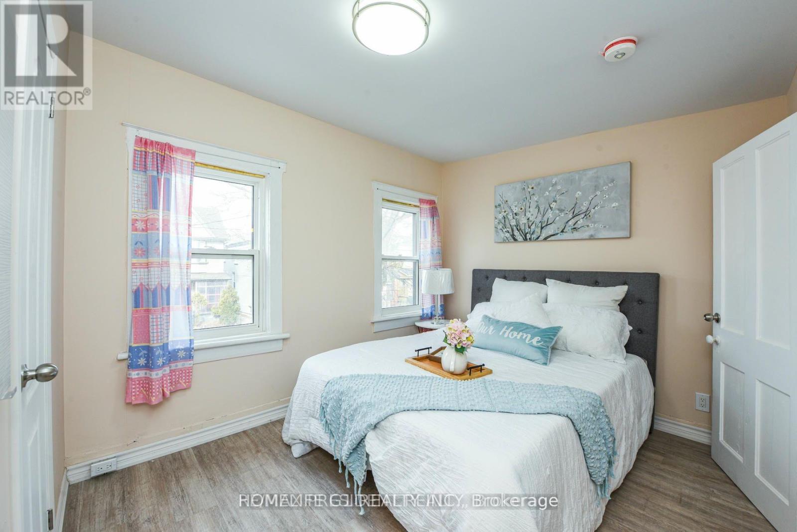 23 MYRTLE AVENUE - 3