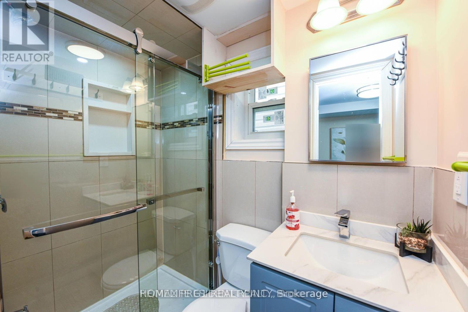 23 MYRTLE AVENUE - 26