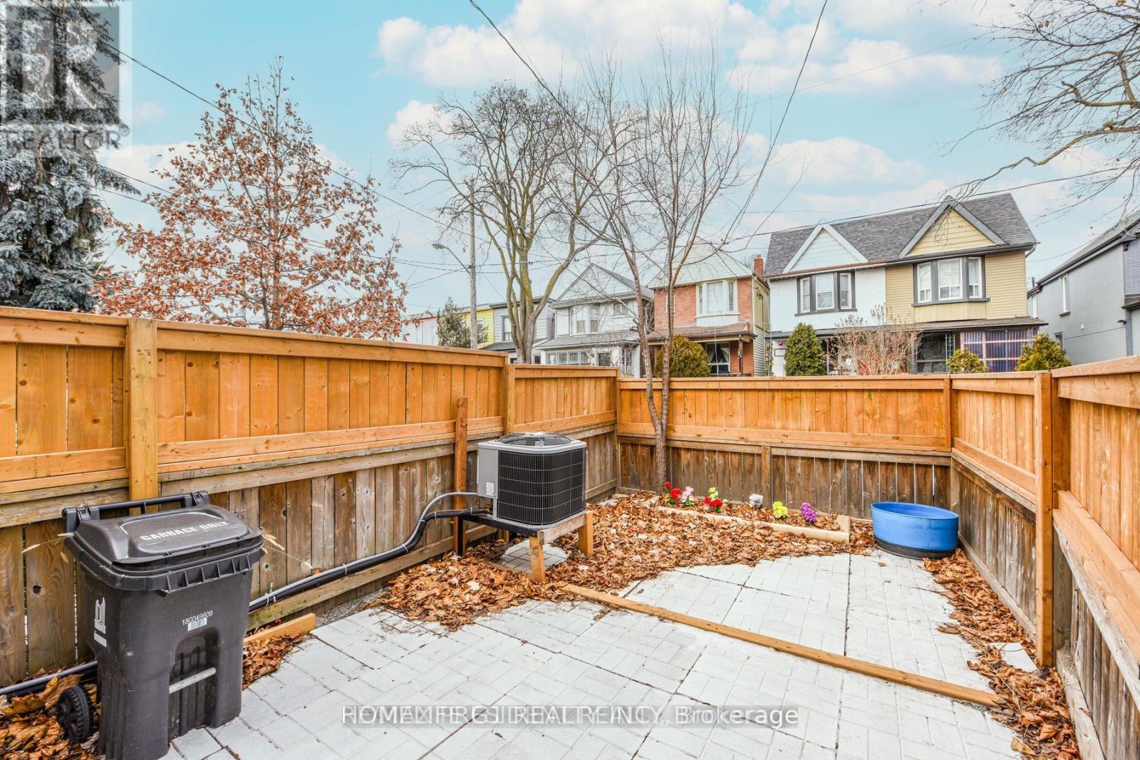 23 MYRTLE AVENUE - 31