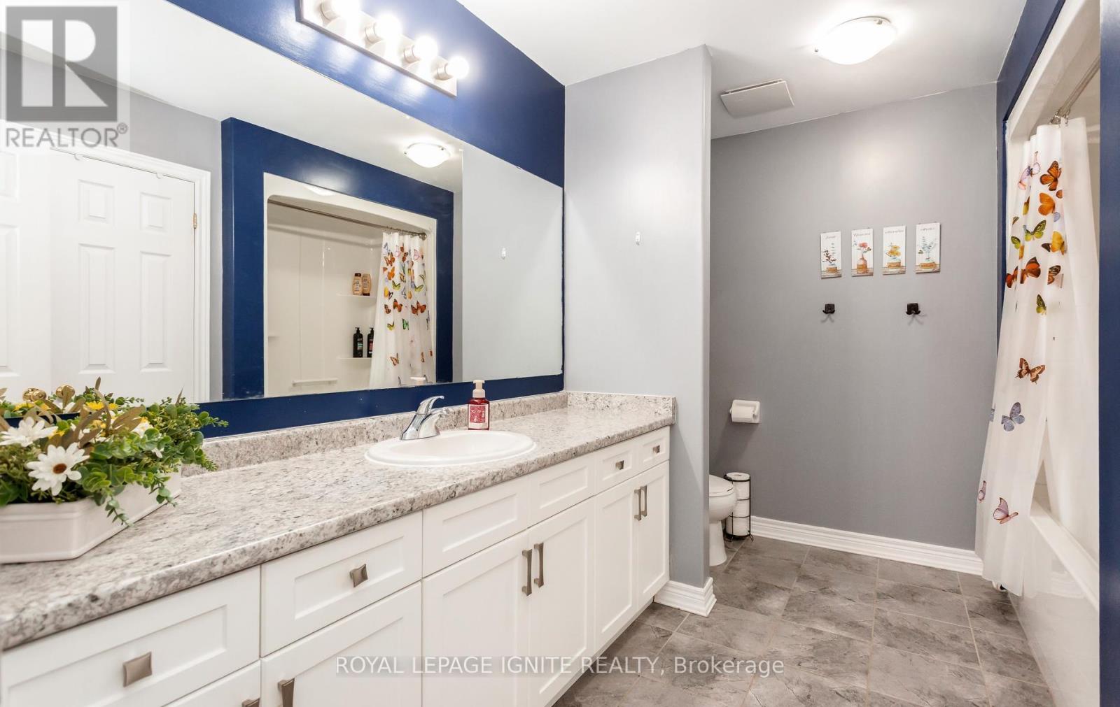 114 PARKINSON CRESCENT - 28