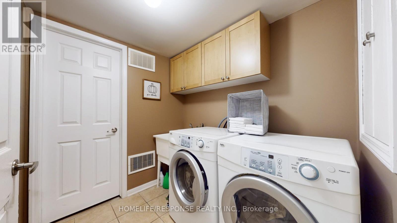 931 DEVERELL PLACE - 33