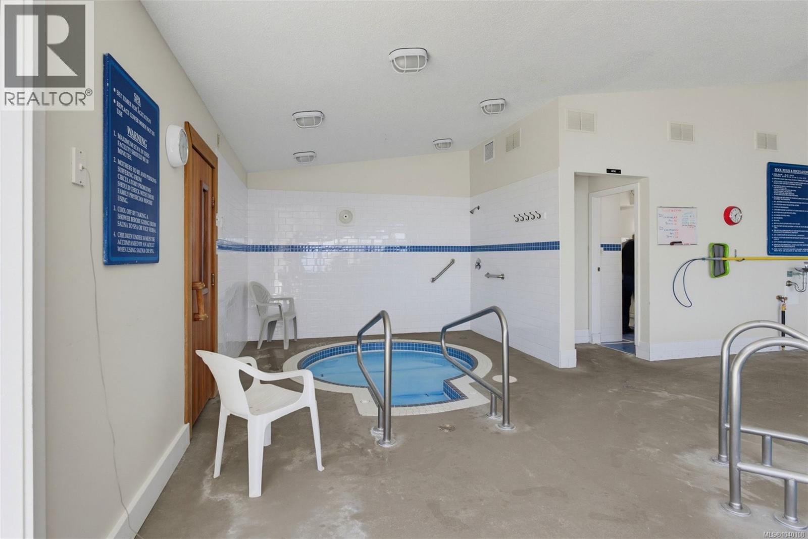 #PH52 2829 Arbutus Rd - 47